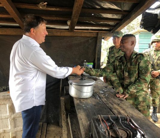 Presidente Varela en frontera Panamá Colombia