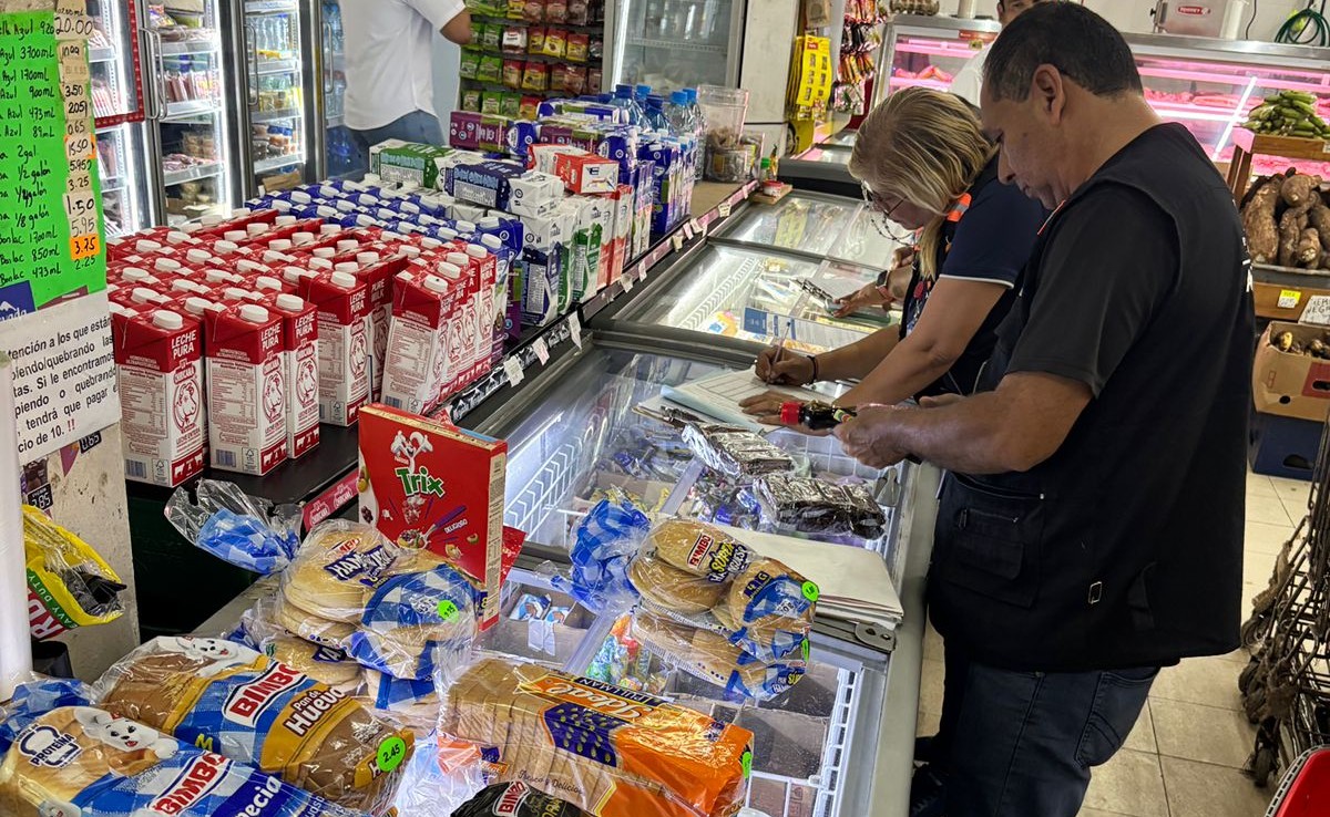 Autoridad decomisa más de 174,000 productos vencidos en Panamá