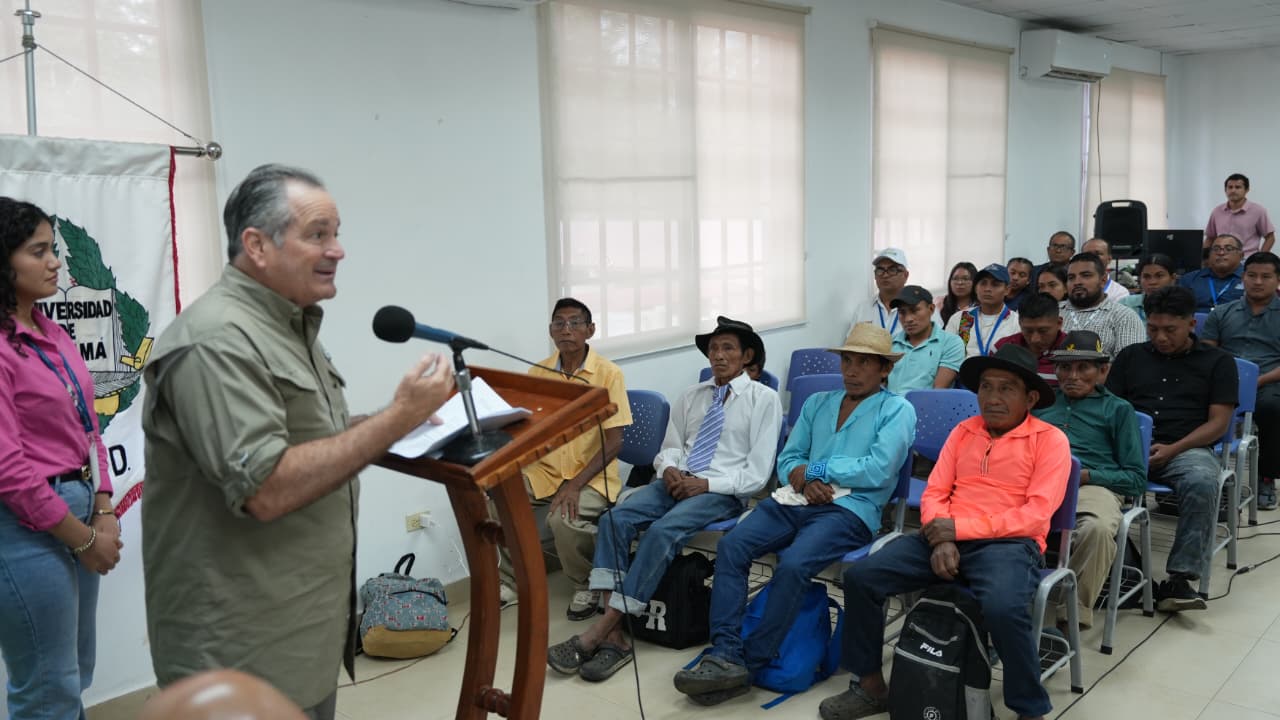 Panamá inicia proyecto de $9.5 millones para conservar los bosques críticos del Darién